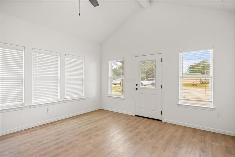 511 W 5th Street, Tolar TX 76476 - Photo 10