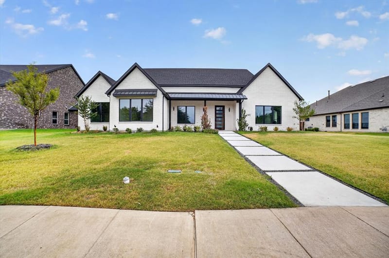 1011 Devonshire Drive S, Forney TX 75126 - Photo 2