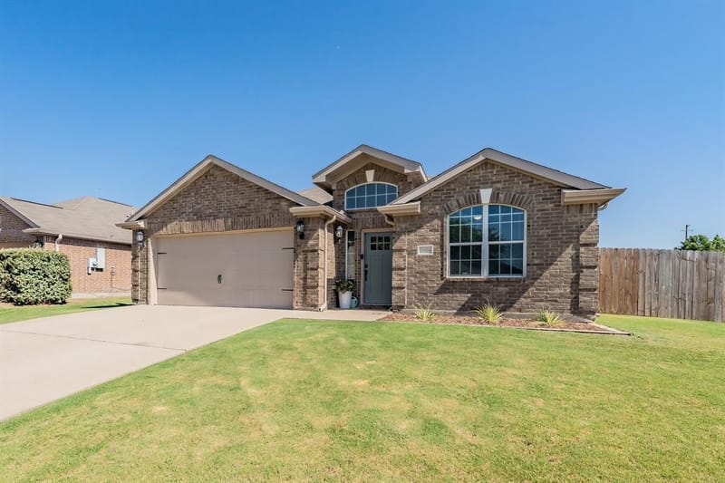 3304 Overstreet Lane, Royse City TX 75189