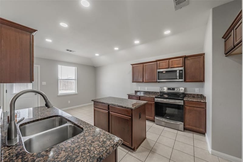 3304 Overstreet Lane, Royse City TX 75189 - Photo 10