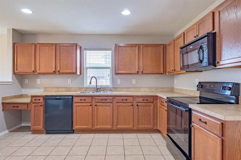 4605 Prairie Crossing Drive, Fort Worth TX 76244 - Photo 17