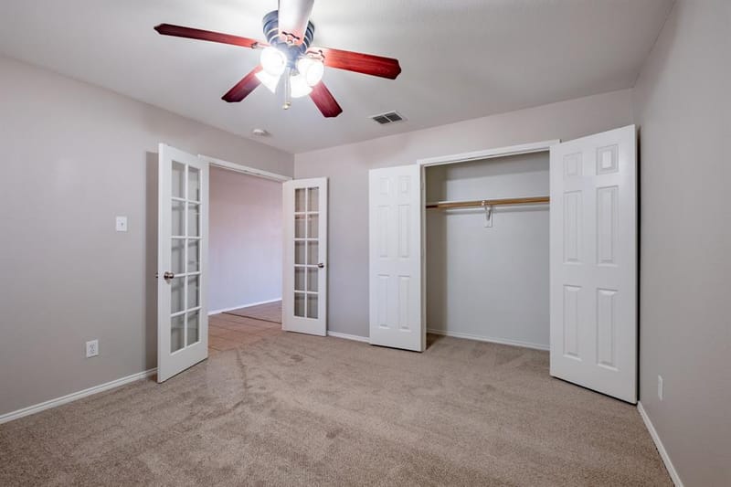 4605 Prairie Crossing Drive, Fort Worth TX 76244 - Photo 12