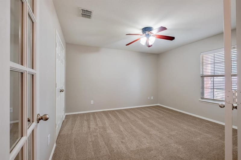 4605 Prairie Crossing Drive, Fort Worth TX 76244 - Photo 11