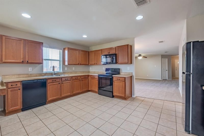4605 Prairie Crossing Drive, Fort Worth TX 76244 - Photo 19