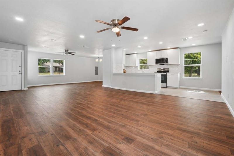 5001 Meadowbrook Drive, Fort Worth TX 76103 - Photo 2