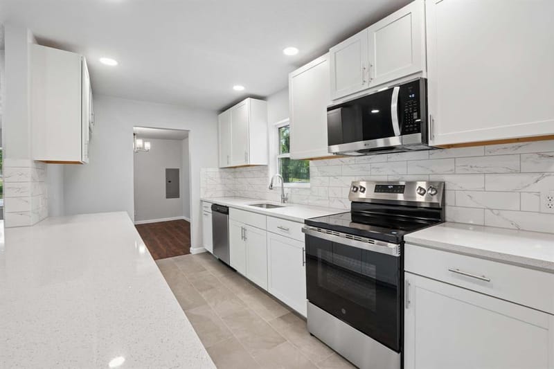 5001 Meadowbrook Drive, Fort Worth TX 76103 - Photo 9