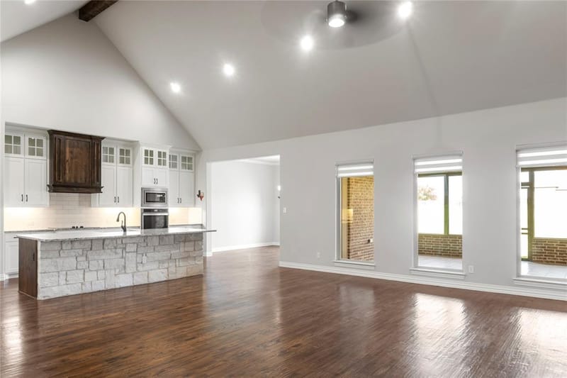 336 El Pescado Court, Godley TX 76044 - Photo 6