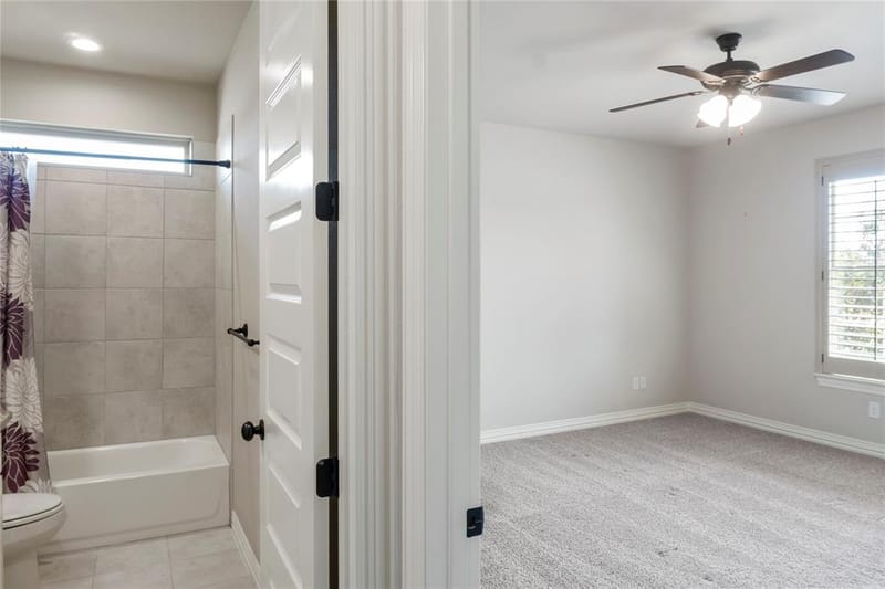 336 El Pescado Court, Godley TX 76044 - Photo 16