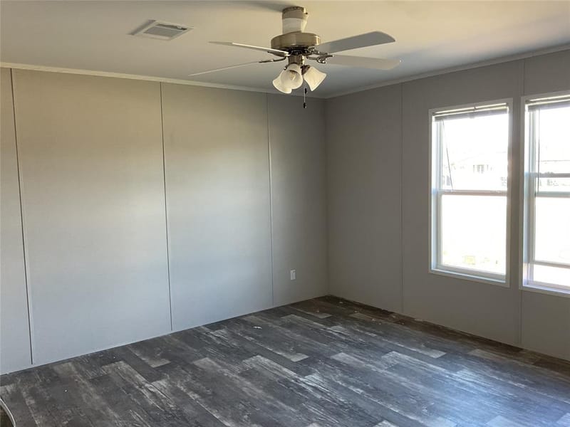 137 Firefly Drive, Springtown TX 76082 - Photo 9