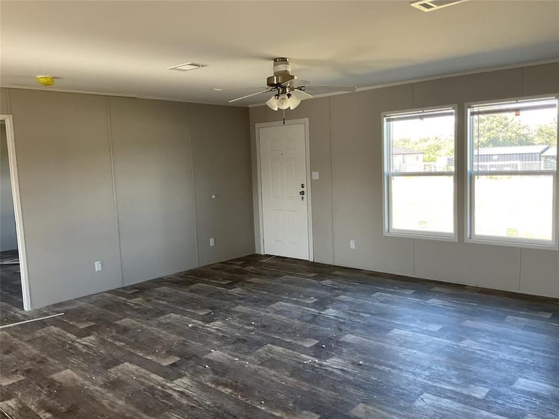 137 Firefly Drive, Springtown TX 76082 - Photo 8