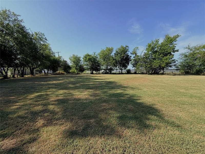 1133 Rs County Road 1525, Point TX 75472 - Photo 18