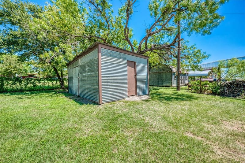 320 County Road 401, Comanche TX 76442 - Photo 40
