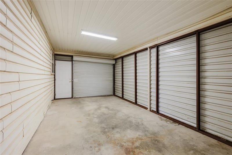 649 E Short Avenue, De Leon TX 76444 - Photo 24