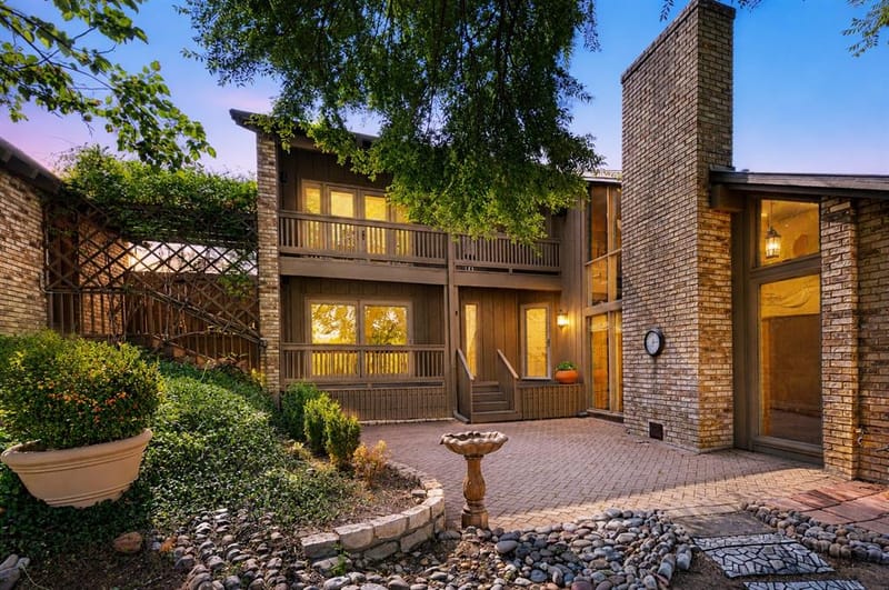 103 W Northgate Drive, Irving TX 75062