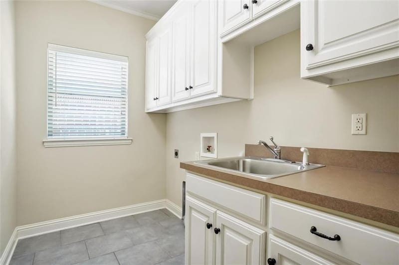 1904 Melbourne Drive, Pantego TX 76013 - Photo 34