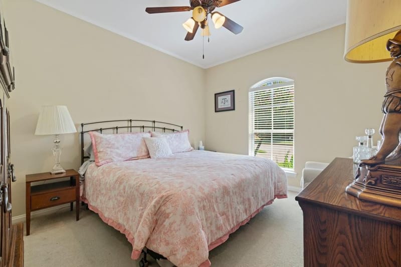1904 Melbourne Drive, Pantego TX 76013 - Photo 25