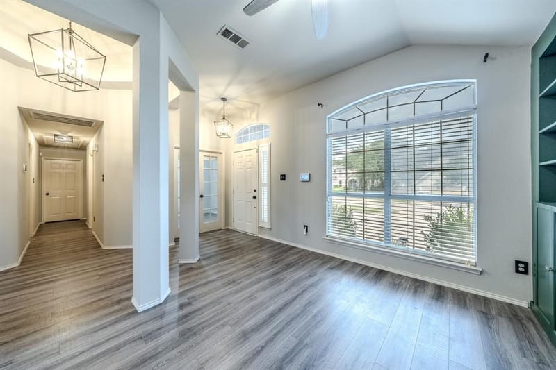 7105 Stephanie Court, North Richland Hills TX 76182 - Photo 12