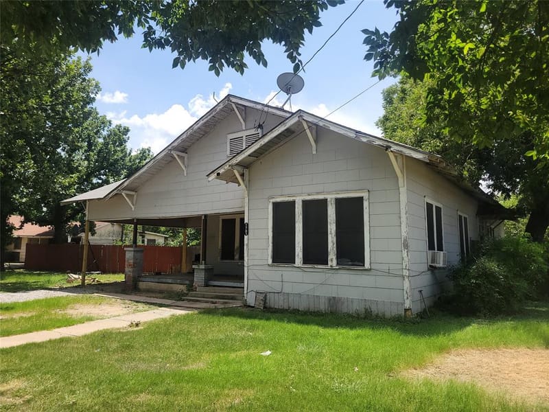 1701 6th Street, Brownwood TX 76801