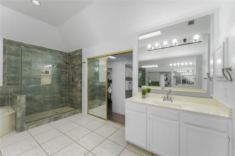 3533 Lark Meadow Way, Dallas TX 75287 - Photo 36