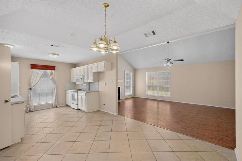 107 Modene Avenue, Waxahachie TX 75165 - Photo 8