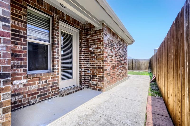 4004 Ridgetop Drive, Heartland TX 75126 - Photo 10