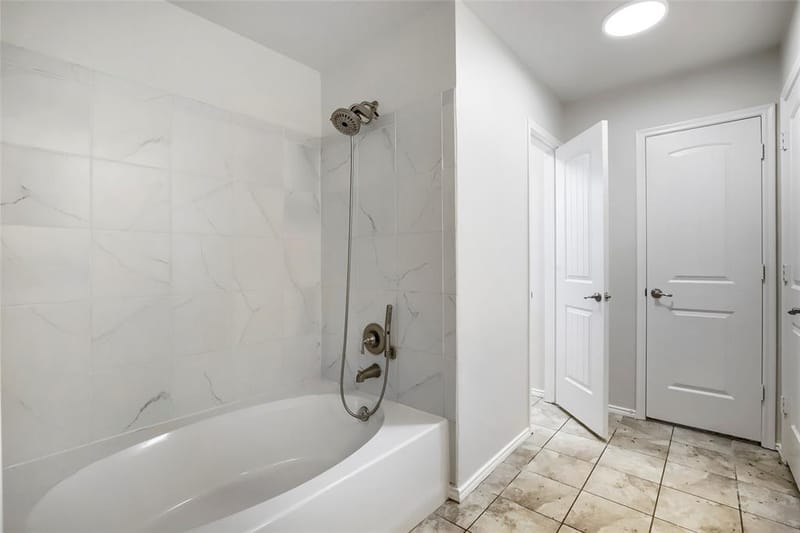 4004 Ridgetop Drive, Heartland TX 75126 - Photo 15
