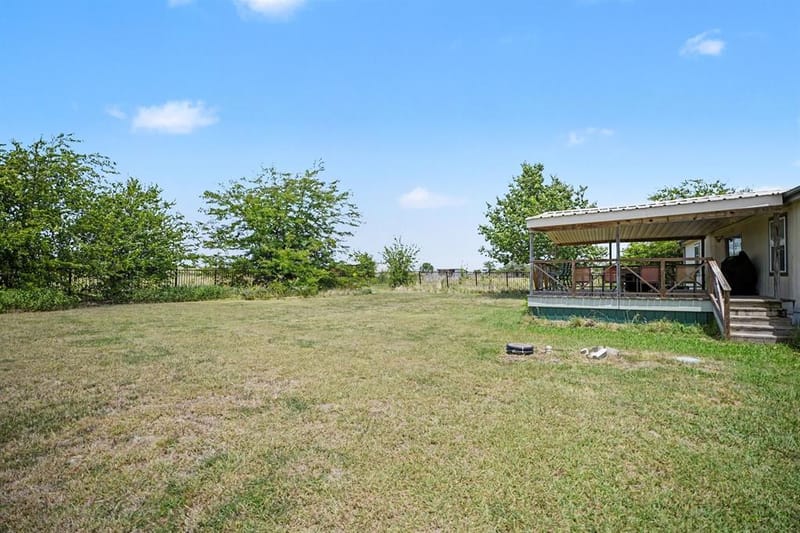 220 Barker Road, Ennis TX 75119 - Photo 27