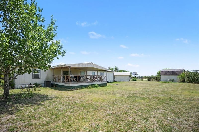 220 Barker Road, Ennis TX 75119 - Photo 29