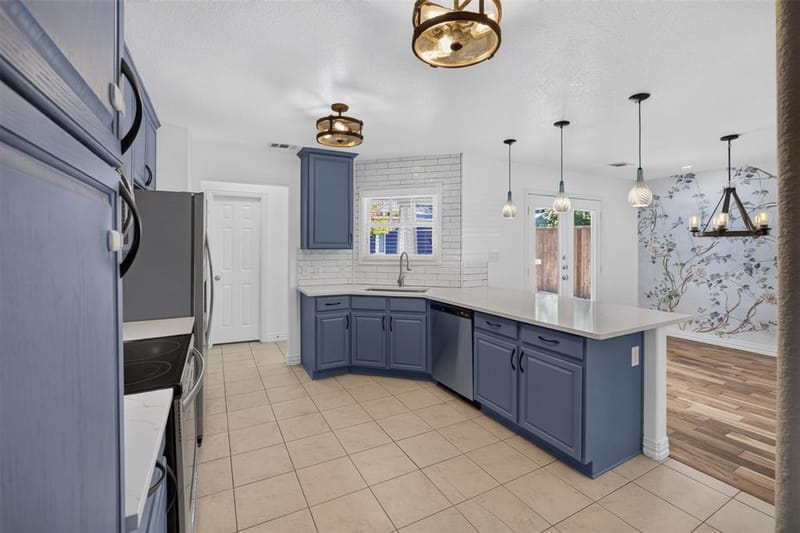 2205 College Avenue, Fort Worth TX 76110 - Photo 13