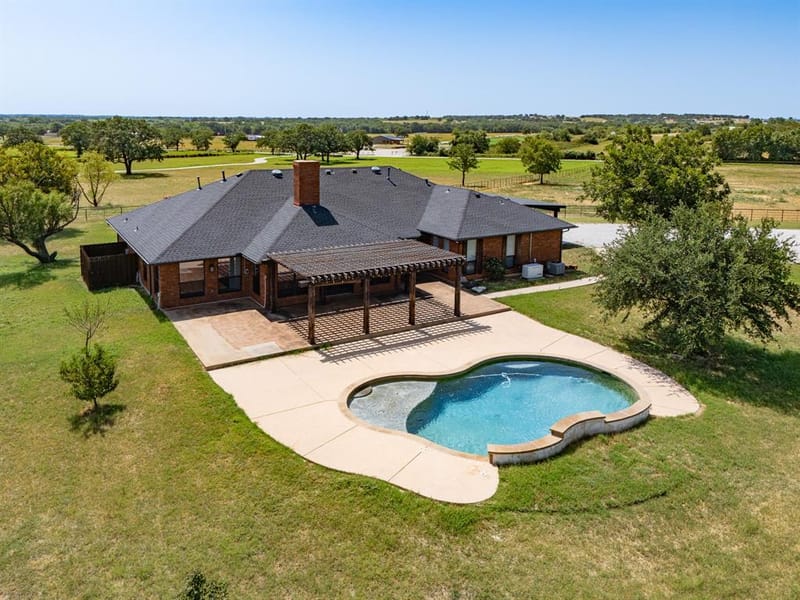 601 County Road 3525, Paradise TX 76073 - Photo 29