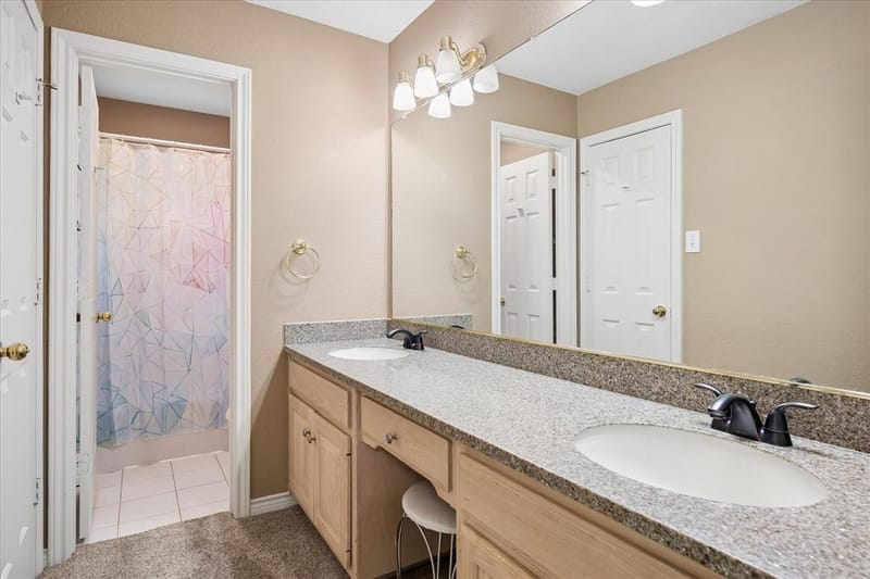 7710 Sweetgum Drive, Irving TX 75063 - Photo 34