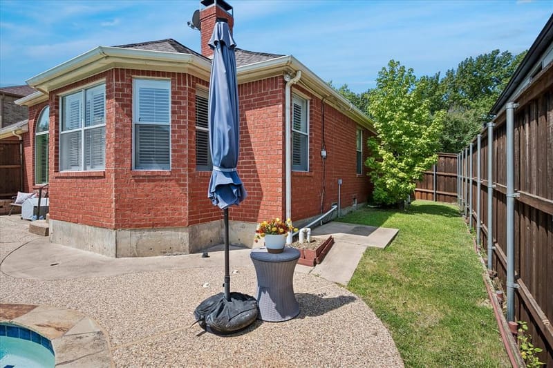 7710 Sweetgum Drive, Irving TX 75063 - Photo 38
