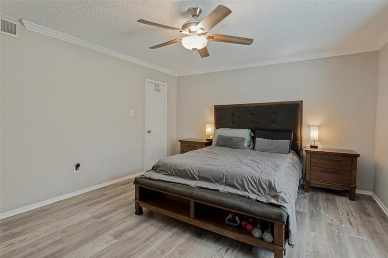 3217 Meadow Wood Lane, Bedford TX 76021 - Photo 16