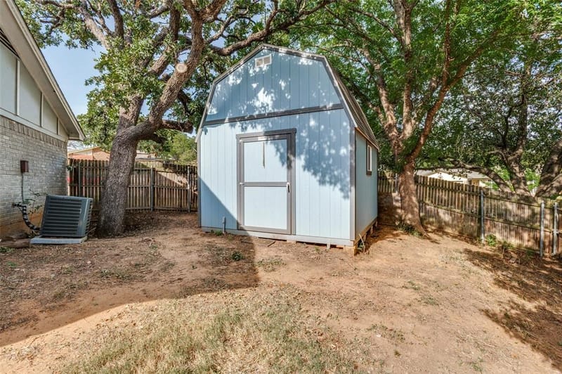 3217 Meadow Wood Lane, Bedford TX 76021 - Photo 24