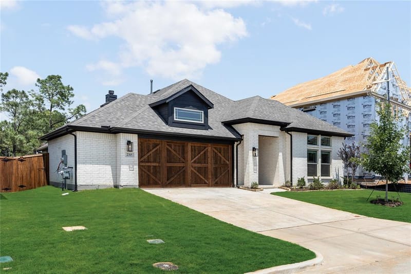 2315 Legacy Oaks Lane, Bedford TX 76021 - Photo 2