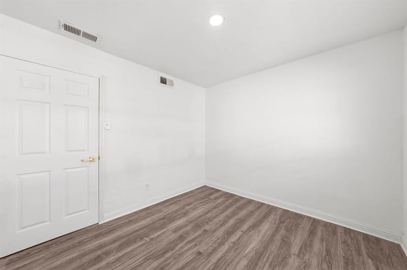7923 S Nassau Circle, Dallas TX 75217 - Photo 17