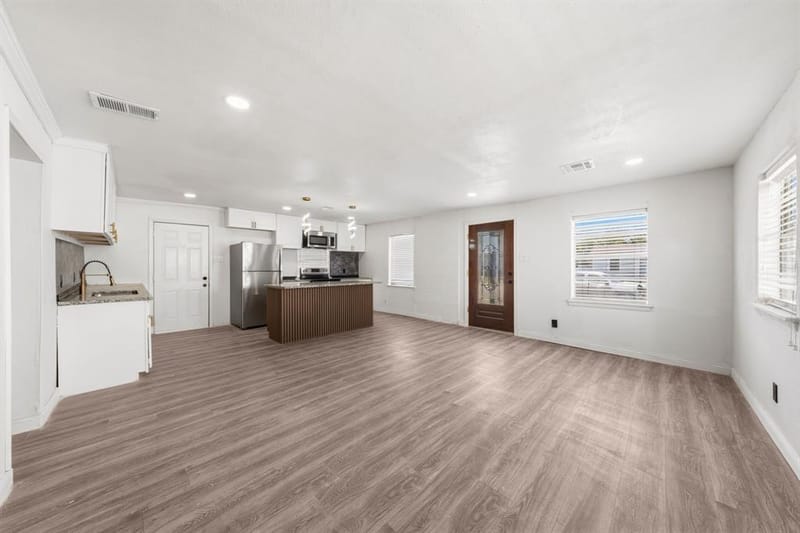 7923 S Nassau Circle, Dallas TX 75217 - Photo 7