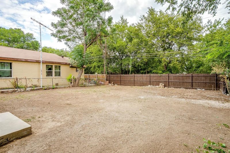2214 Pearl Avenue, Fort Worth TX 76164 - Photo 20