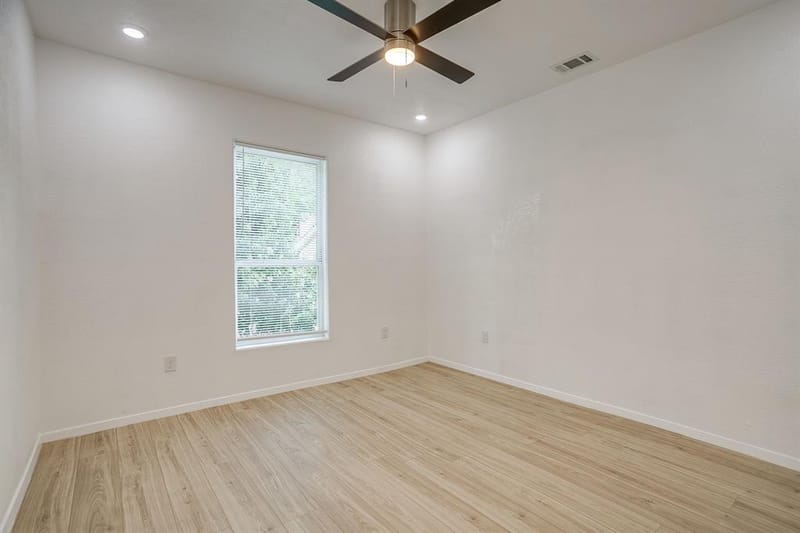 2214 Pearl Avenue, Fort Worth TX 76164 - Photo 18
