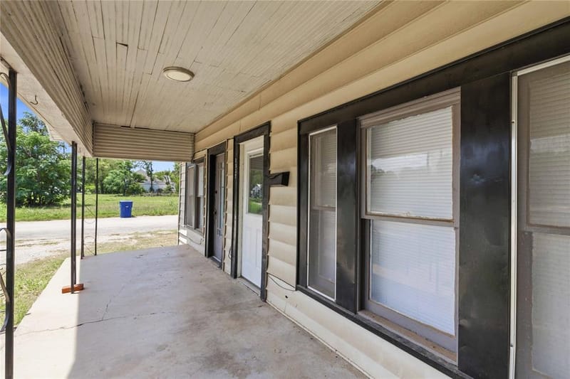 1317 Avenue C, Brownwood TX 76801 - Photo 22
