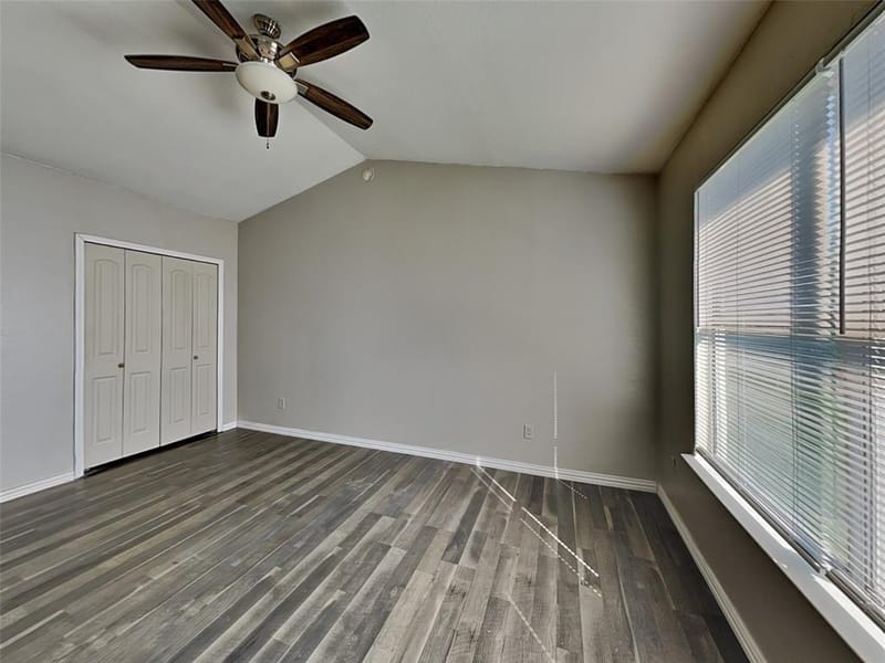 1621 Scottsdale Drive, Arlington TX 76018 - Photo 8