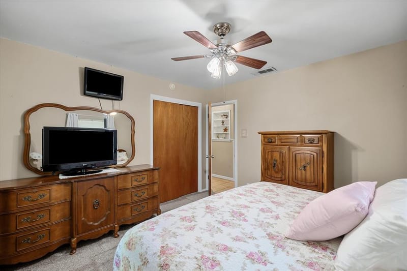 1207 Lakeside Drive, Grand Saline TX 75140 - Photo 12