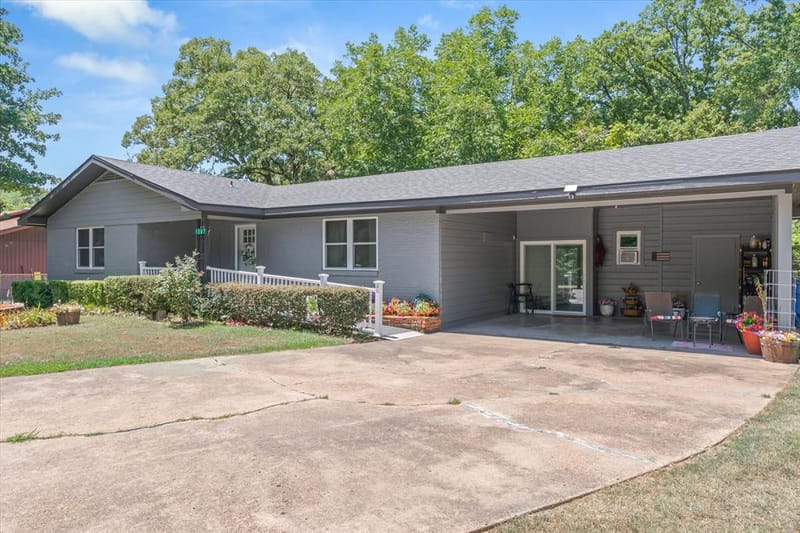 1207 Lakeside Drive, Grand Saline TX 75140 - Photo 4