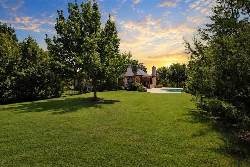 2 Westchester Court, Heath TX 75032 - Photo 6