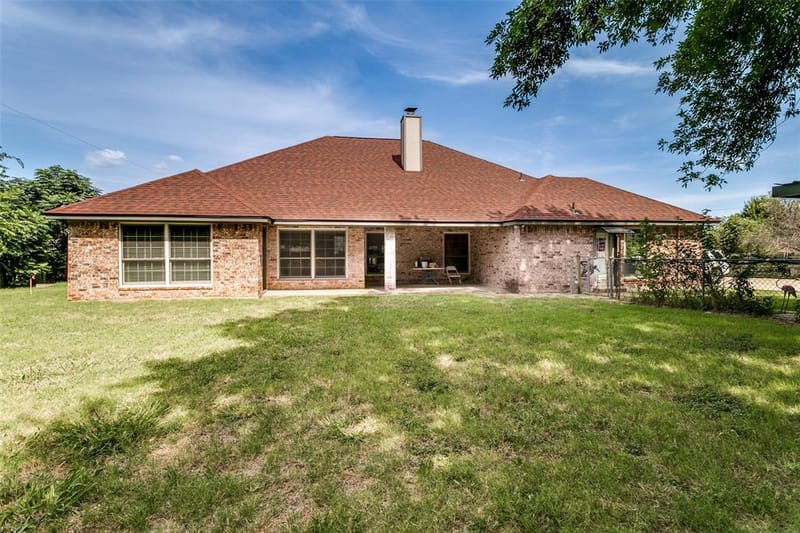 1425 Tobie Layne Street, Benbrook TX 76126 - Photo 19