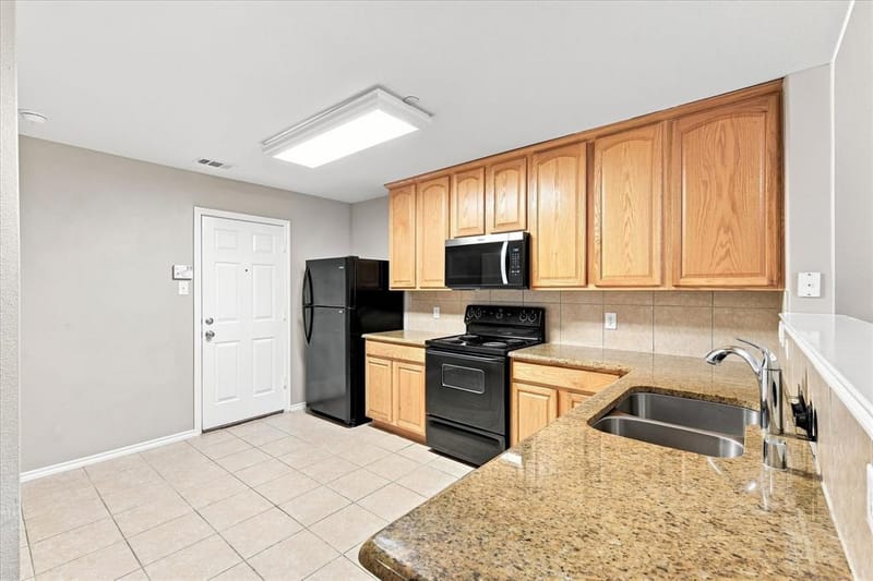 9878 Wake Bridge Drive, Frisco TX 75035 - Photo 12