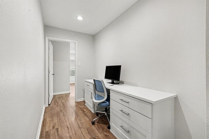 700 Cristler Avenue, Dallas TX 75223 - Photo 22