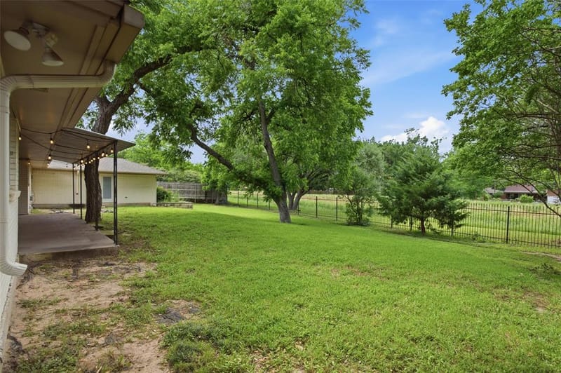 5440 Northcrest Road, Fort Worth TX 76107 - Photo 24