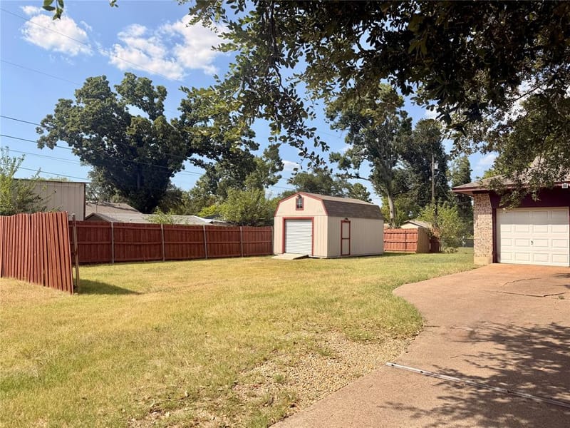 201 Collins Drive, Terrell TX 75160 - Photo 20
