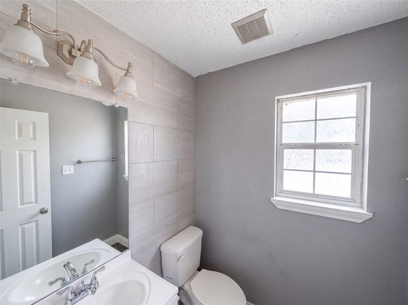 6604 N Chesterfield Drive, Fort Worth TX 76179 - Photo 8